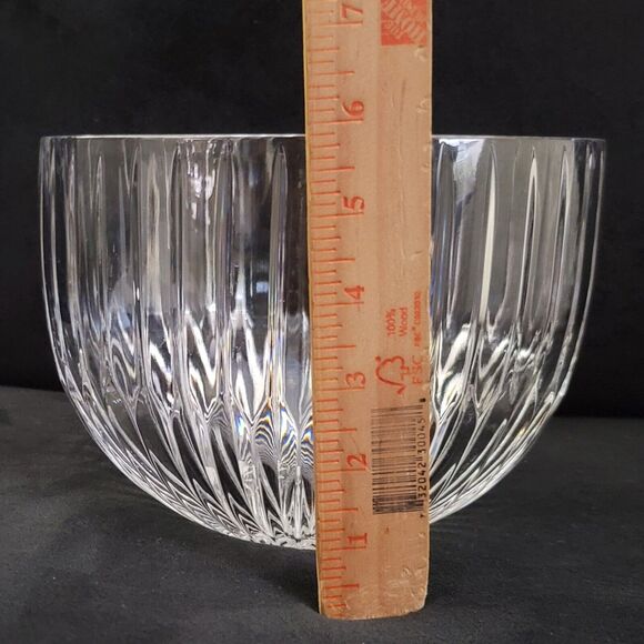 Mikasa Park Lane Heavy Crystal Fruit Salad Round Bowl Center Piece - Picture 3 of 10